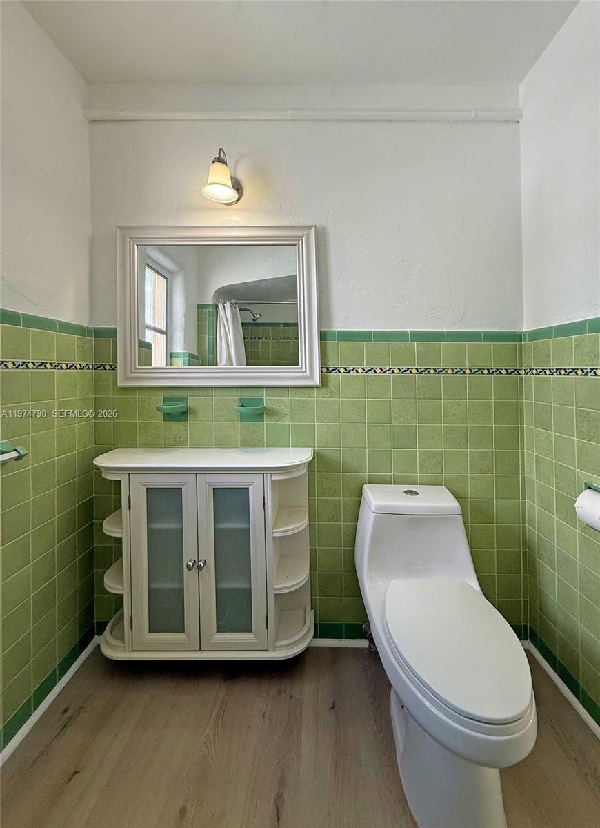 1727 SW 11th Ter Miami, FL 33135