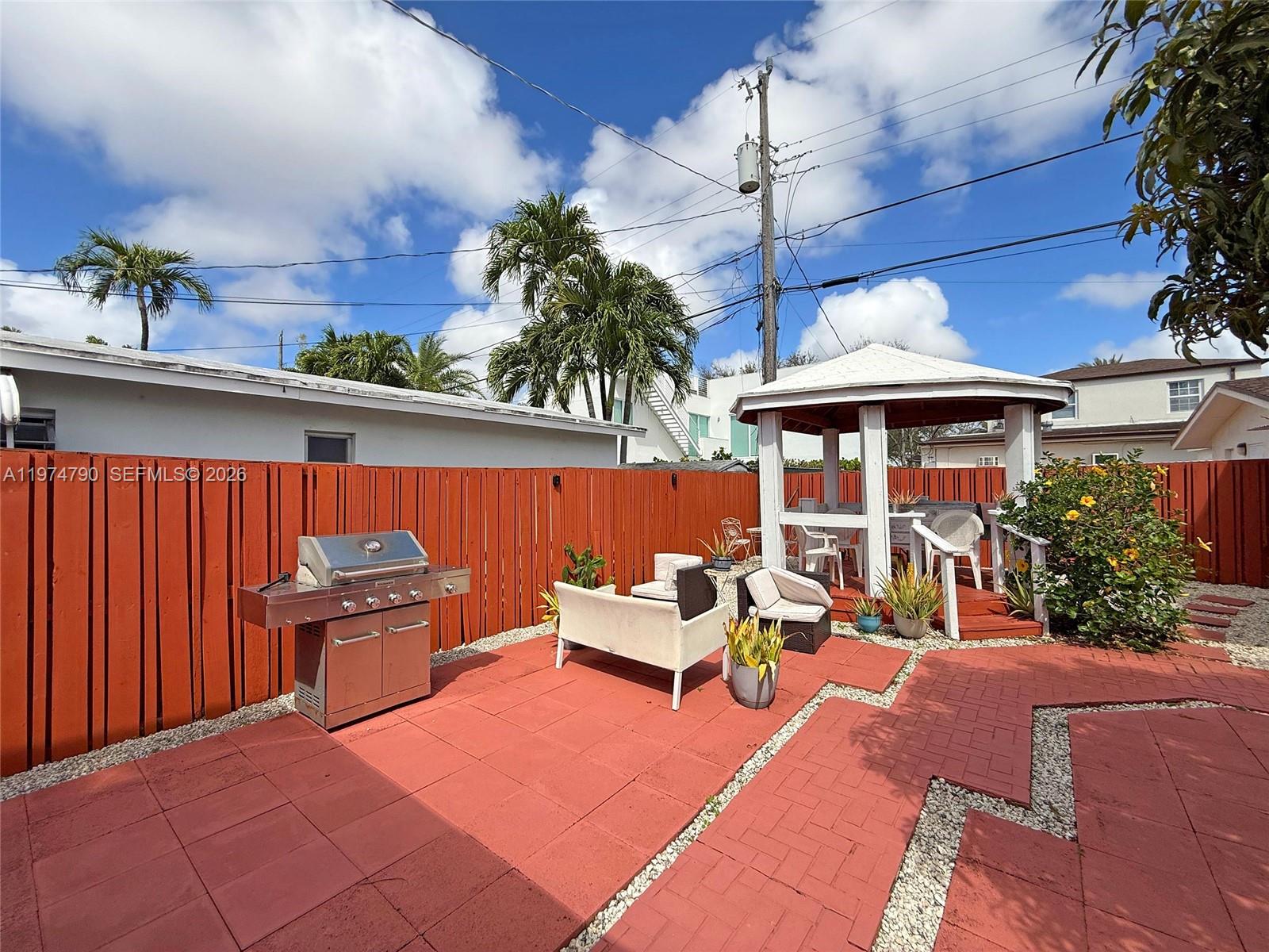 1727 SW 11th Ter Miami, FL 33135