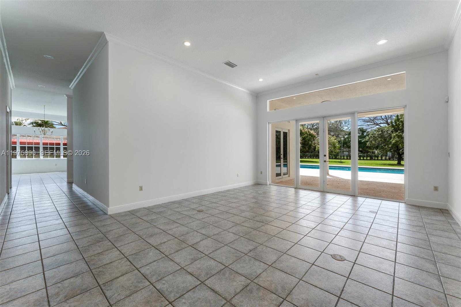 7280 SW 100th St Pinecrest, FL 33156