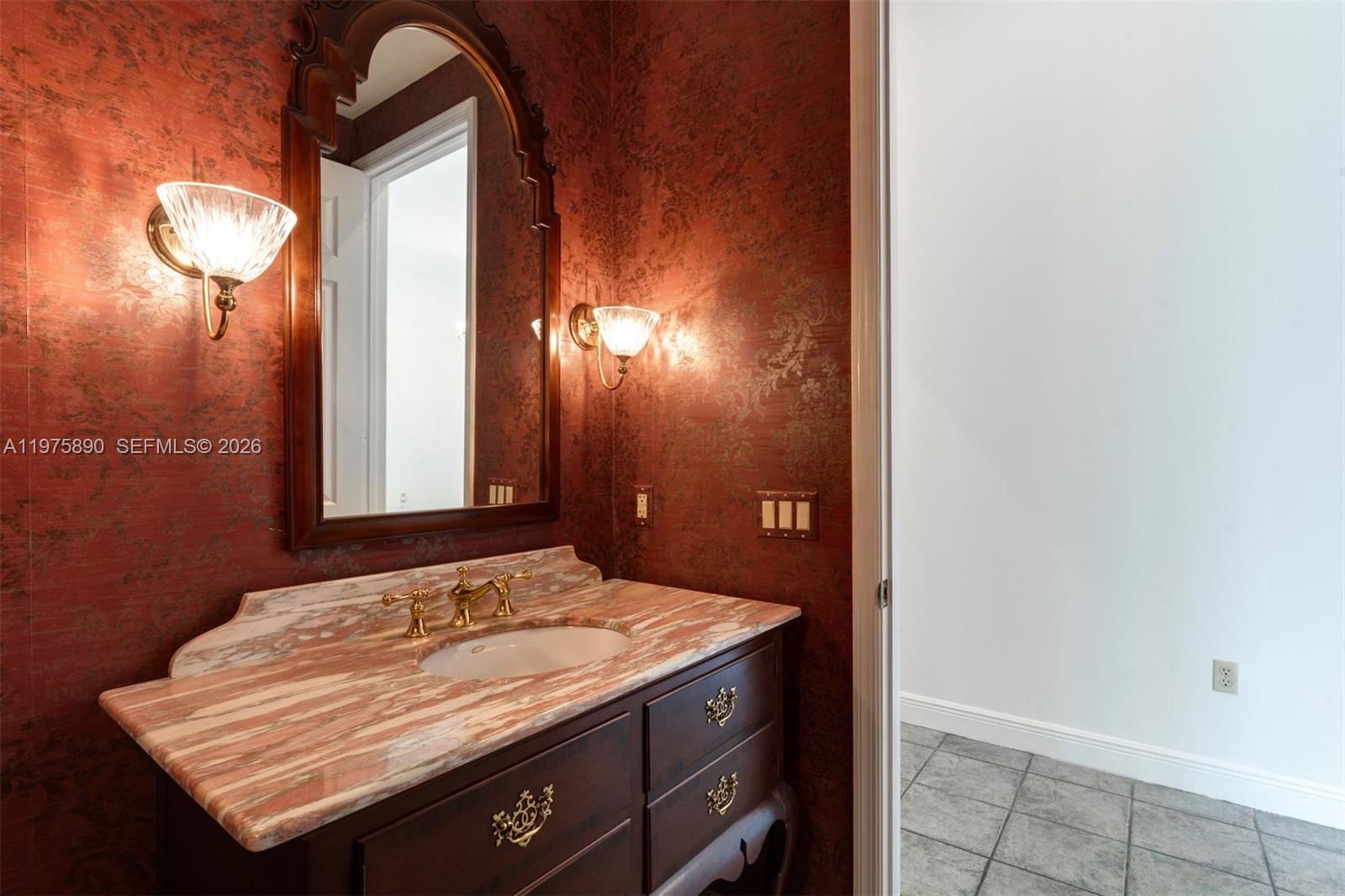 7280 SW 100th St Pinecrest, FL 33156