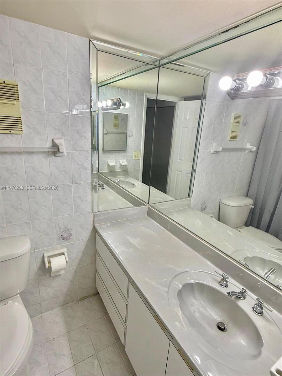 9400 West Flagler St #312 Miami, FL 33174