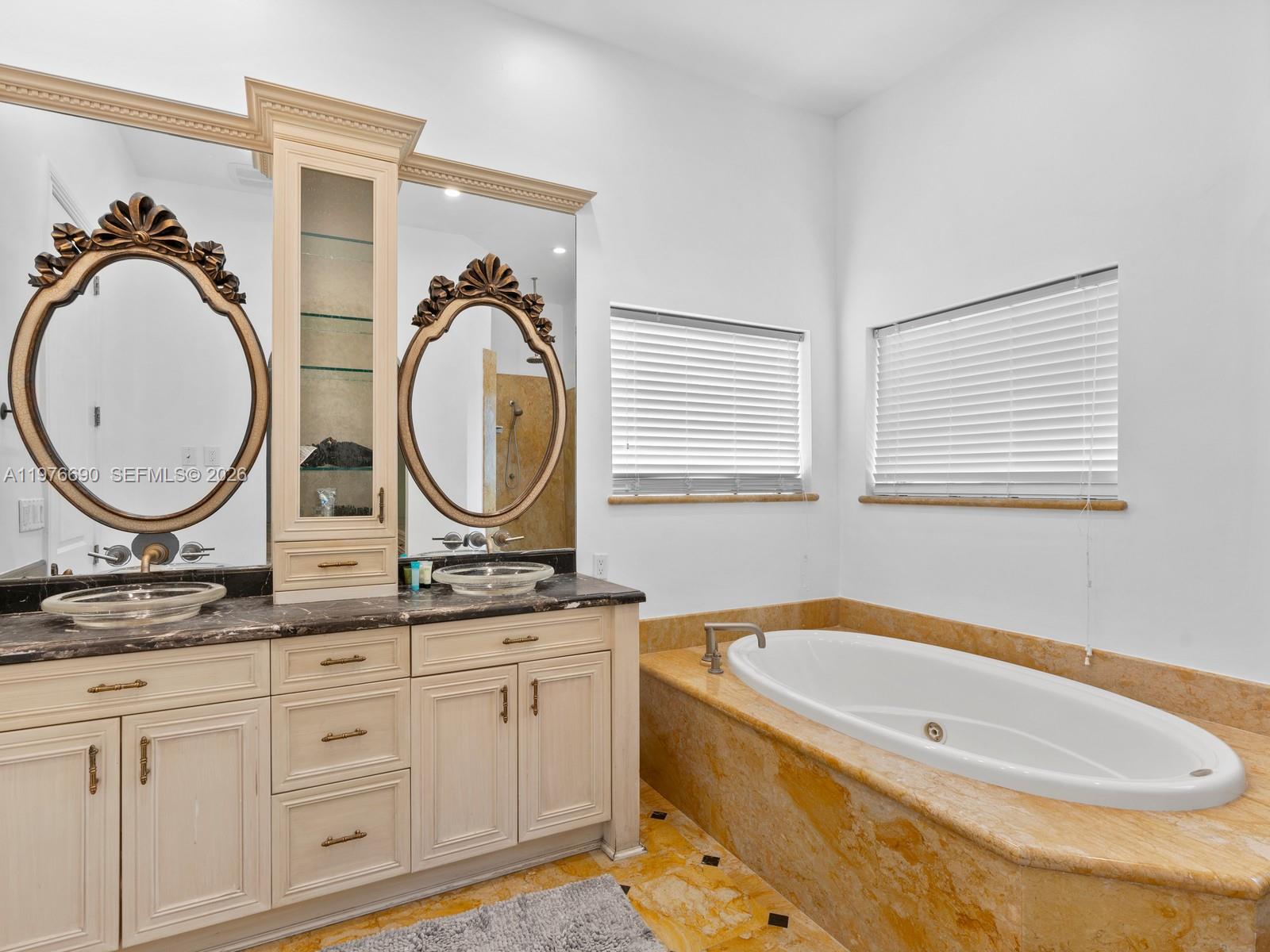 1223 Jackson St Hollywood, FL 33019