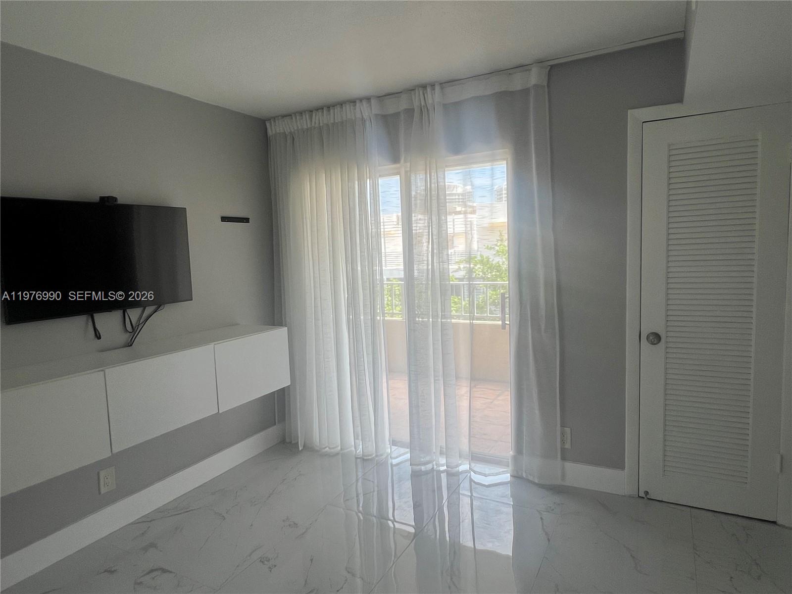 3304 Virginia St #7B Miami, FL 33133