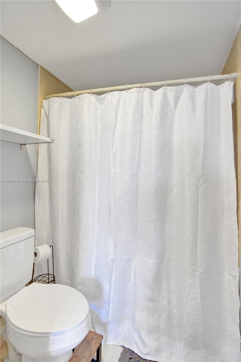 6575 W Oakland Park Blvd #506 Lauderhill, FL 33313