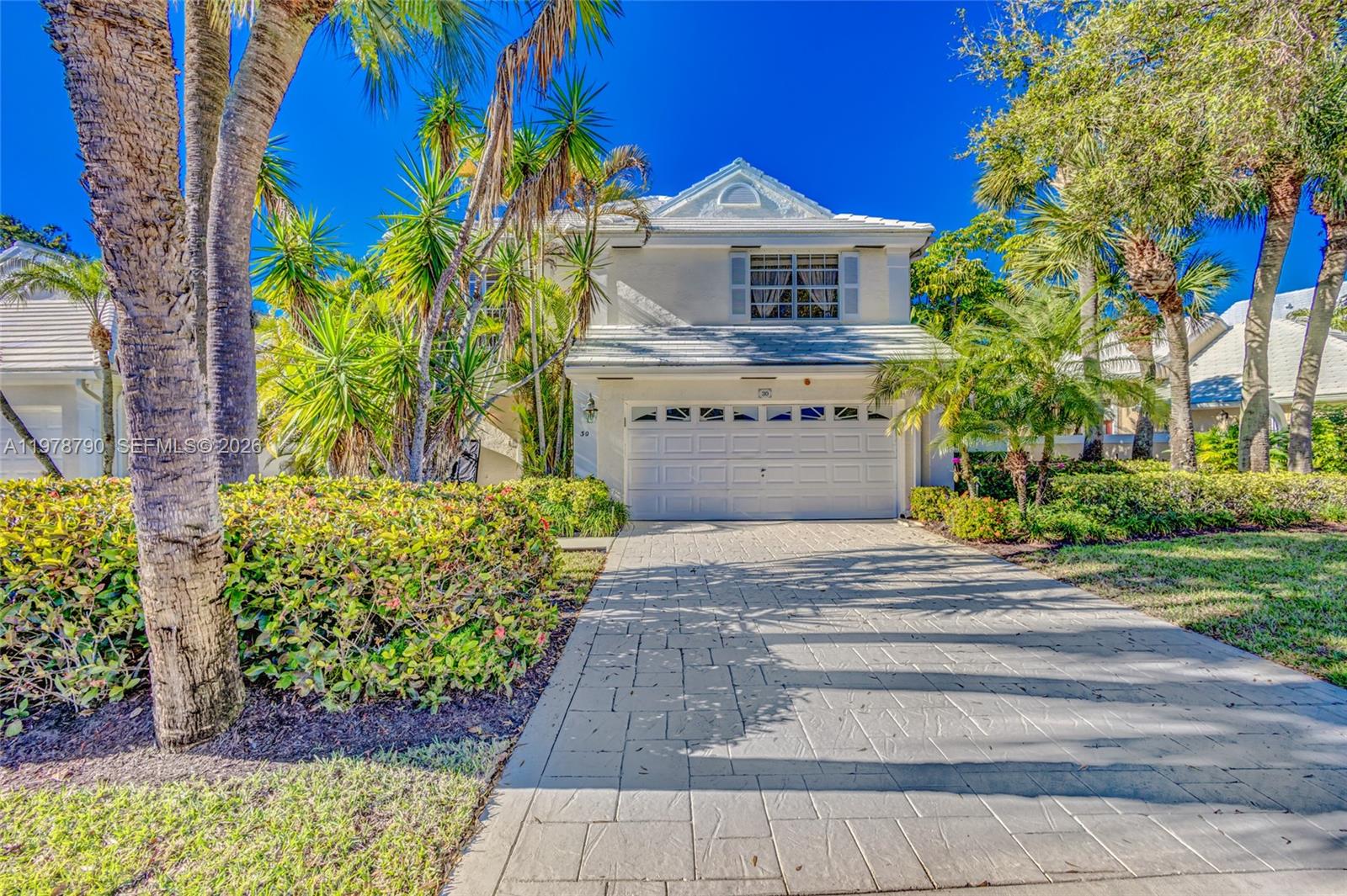 30 Windsor Ln Palm Beach Gardens, FL 33418