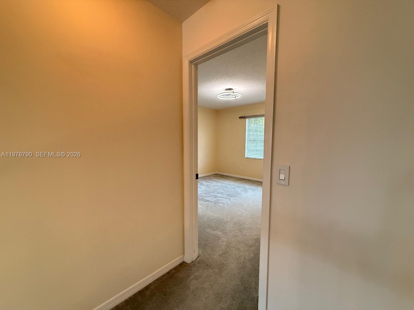 30 Windsor Ln Palm Beach Gardens, FL 33418