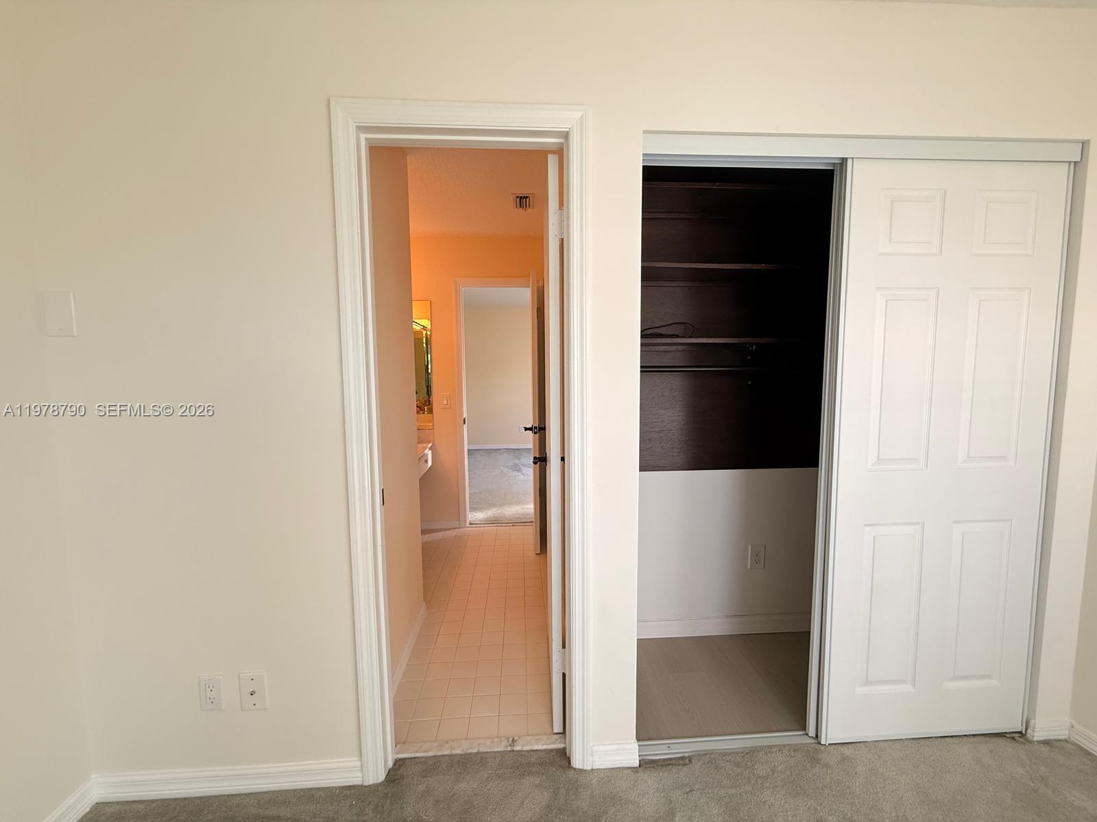 30 Windsor Ln Palm Beach Gardens, FL 33418