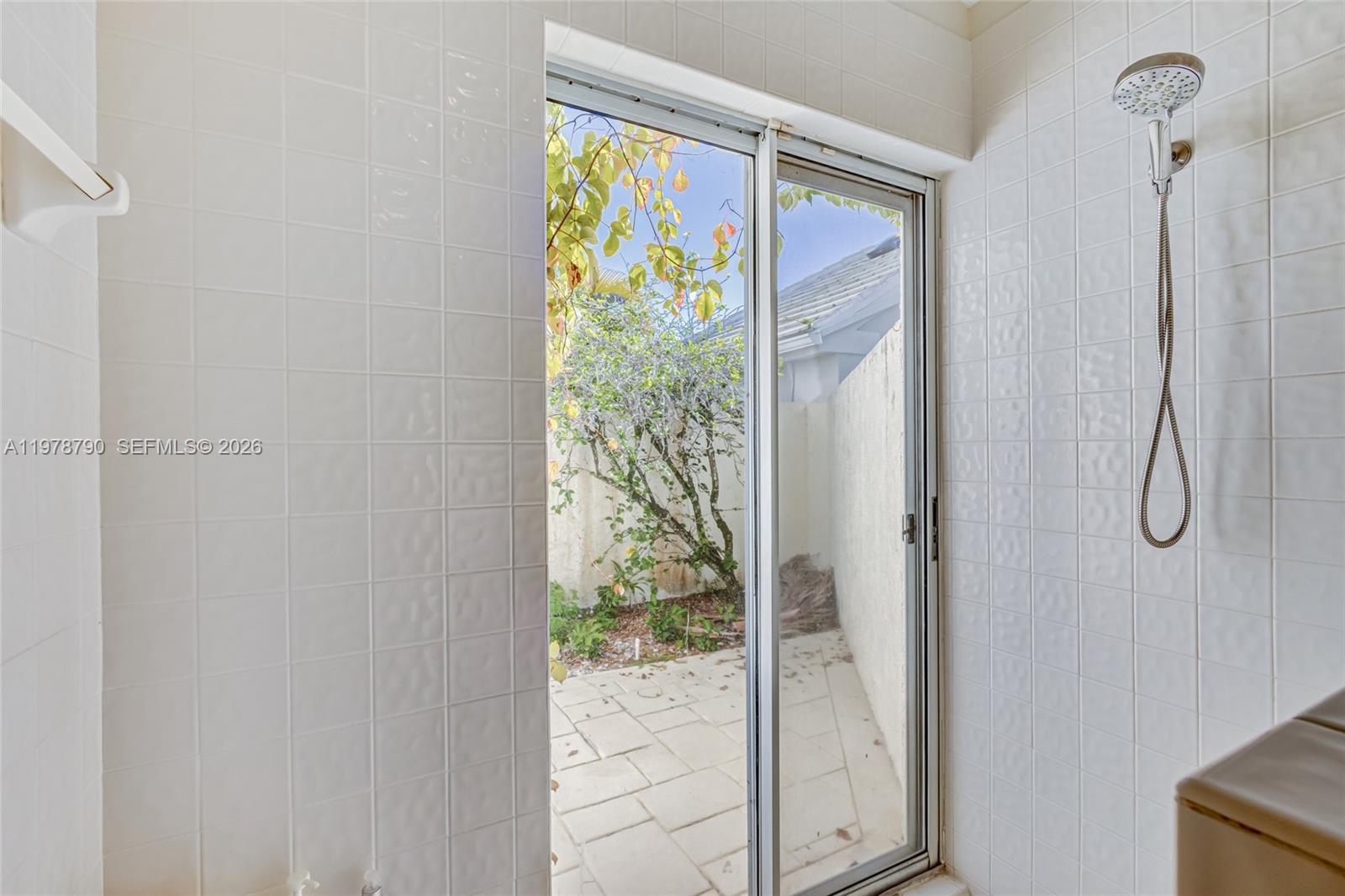 30 Windsor Ln Palm Beach Gardens, FL 33418