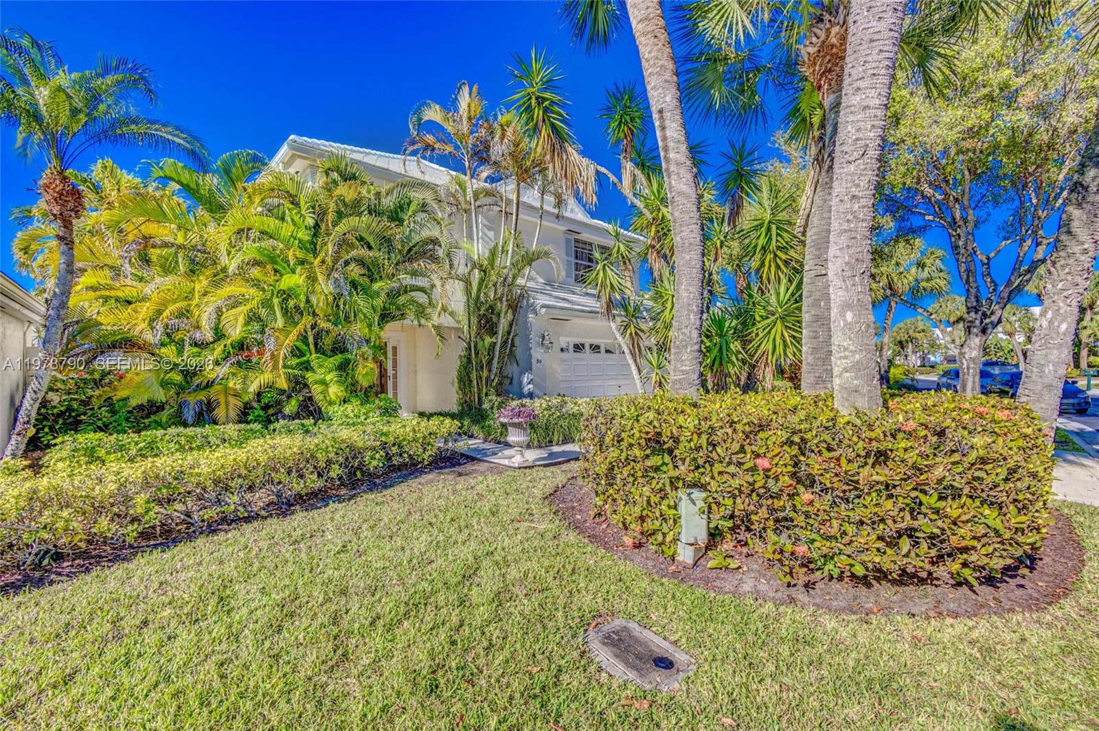 30 Windsor Ln Palm Beach Gardens, FL 33418