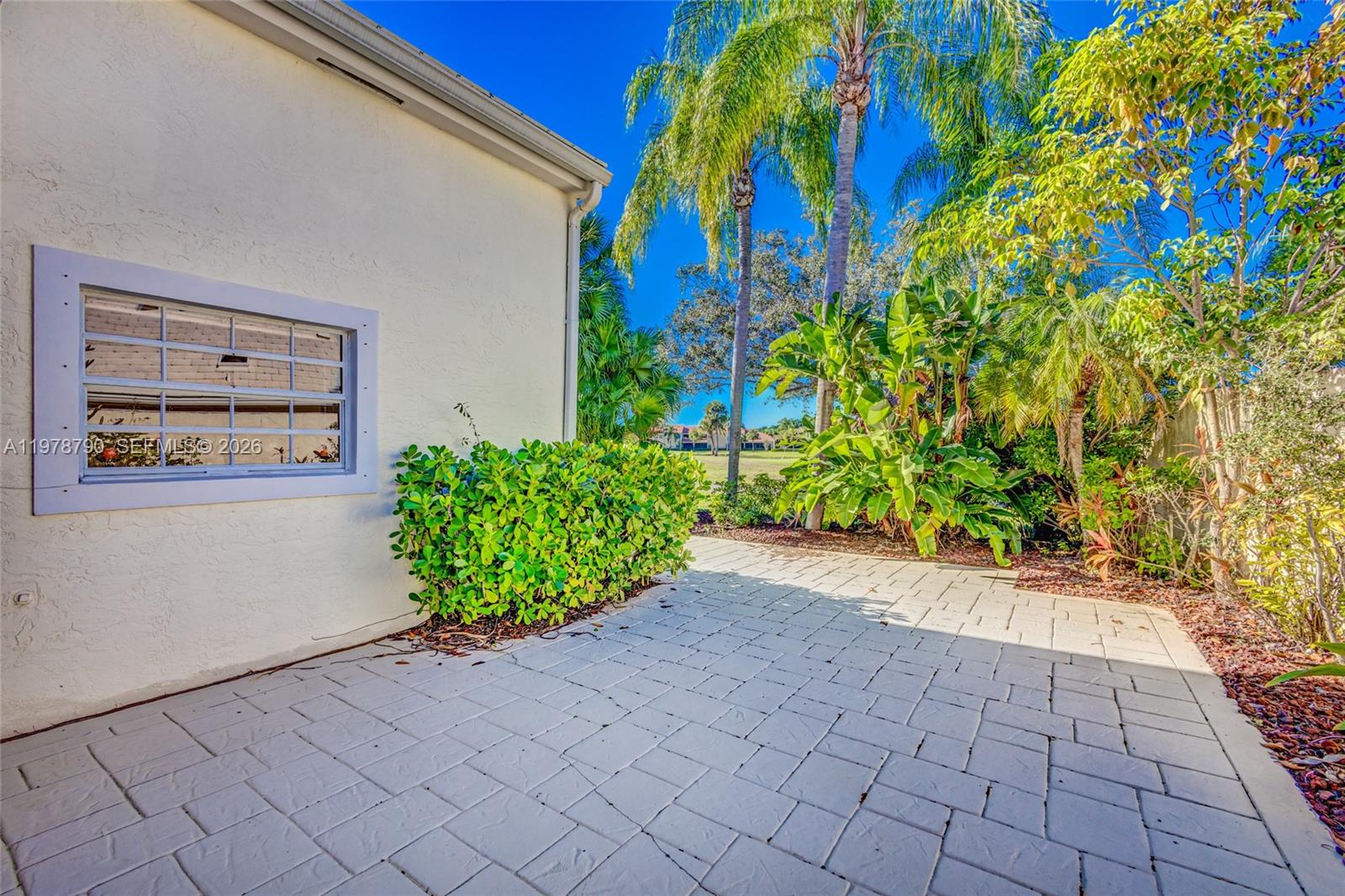 30 Windsor Ln Palm Beach Gardens, FL 33418