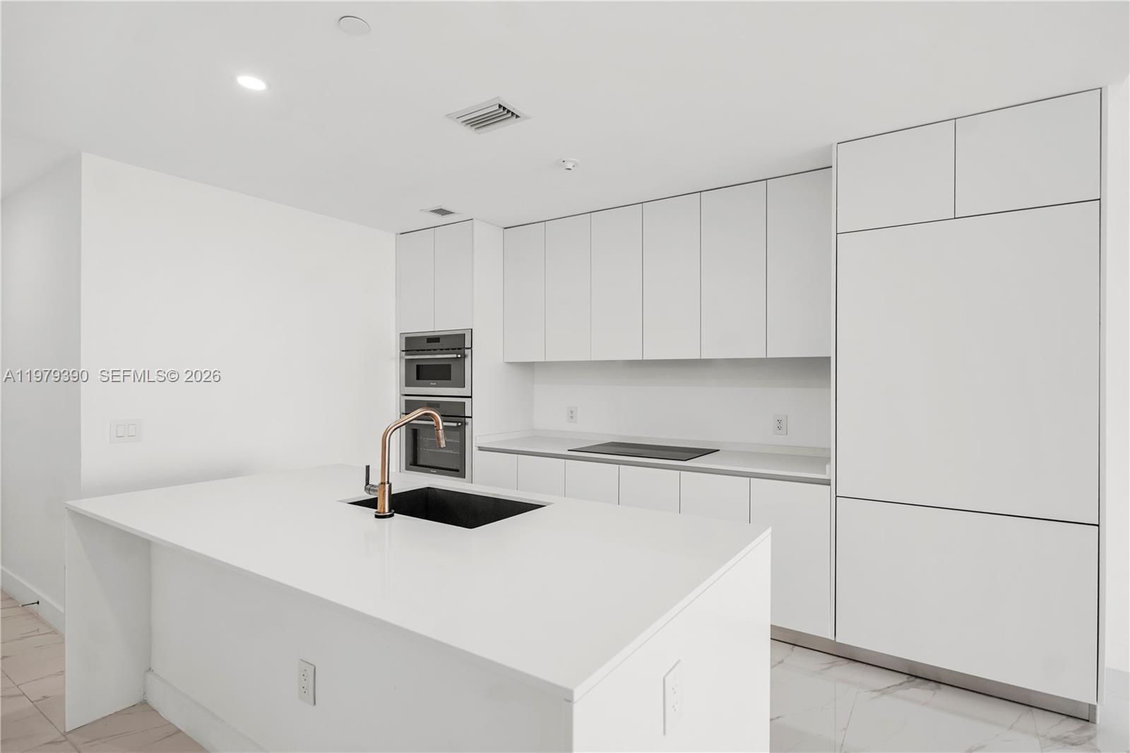 700 NE 24th St #4102 Miami, FL 33137