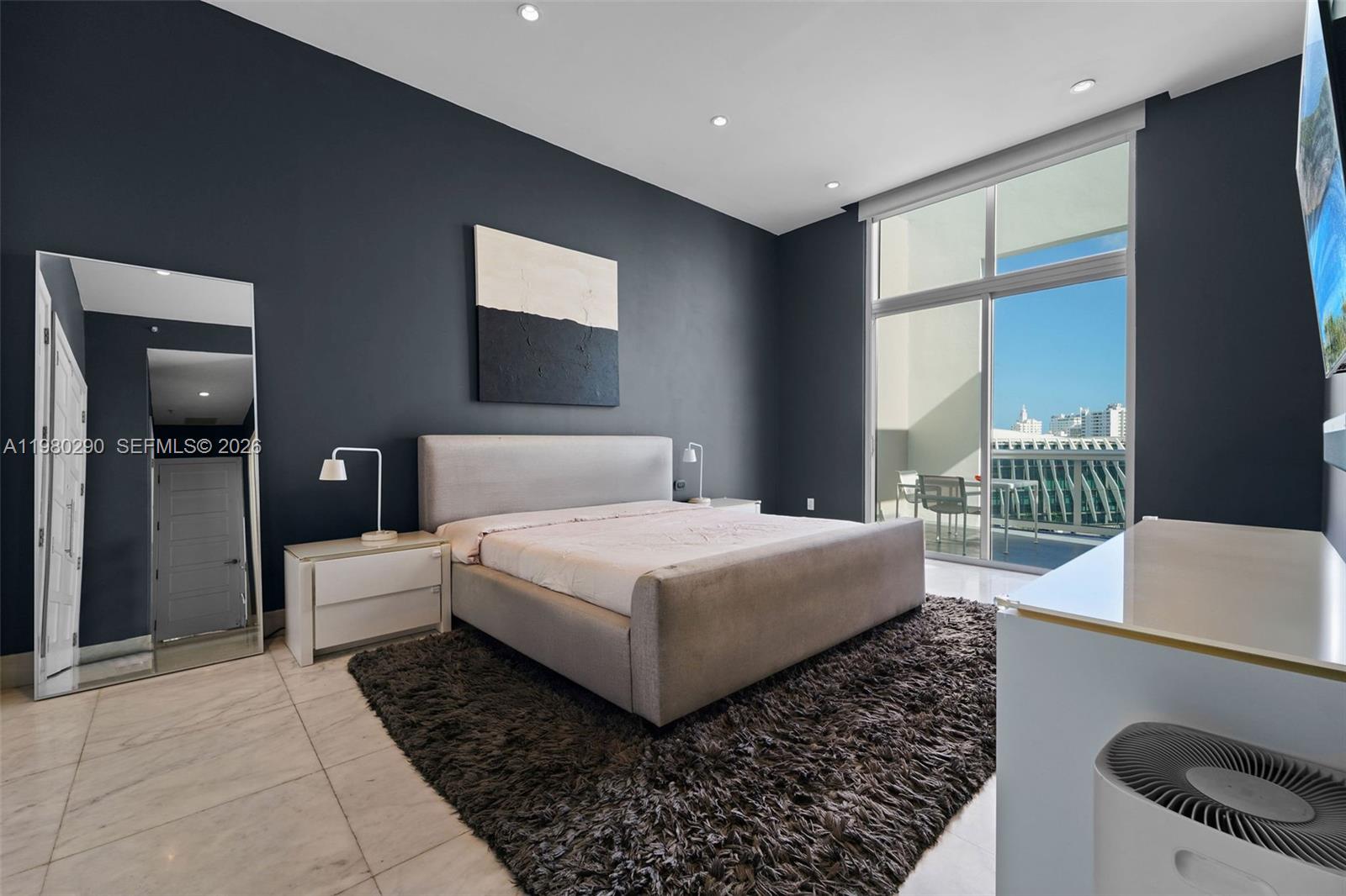 2001 Meridian Ave #PH-16 Miami Beach, FL 33139