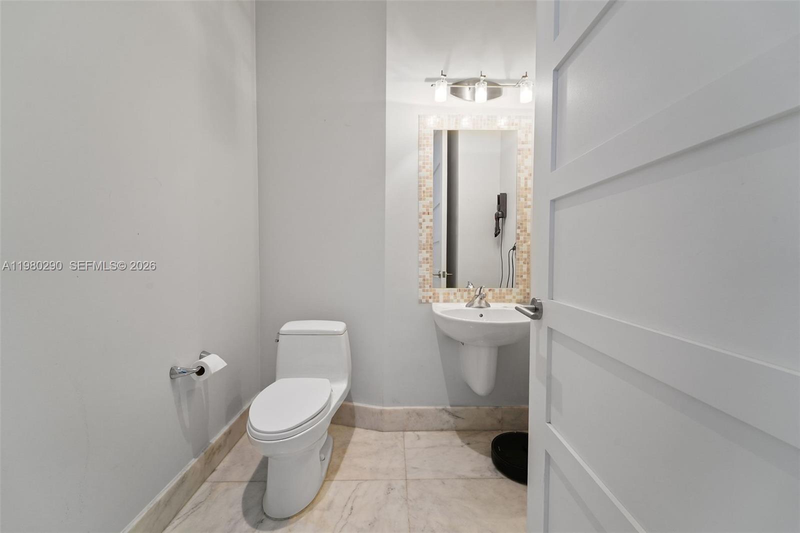 2001 Meridian Ave #PH-16 Miami Beach, FL 33139