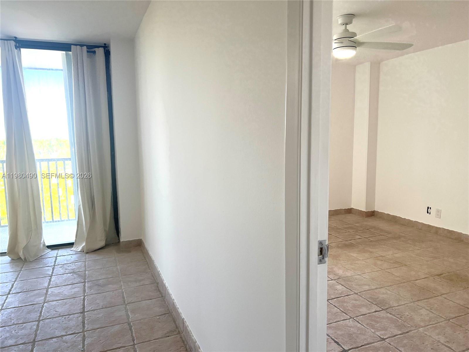 3475 N Country Clb Dr #716 Aventura, FL 33180