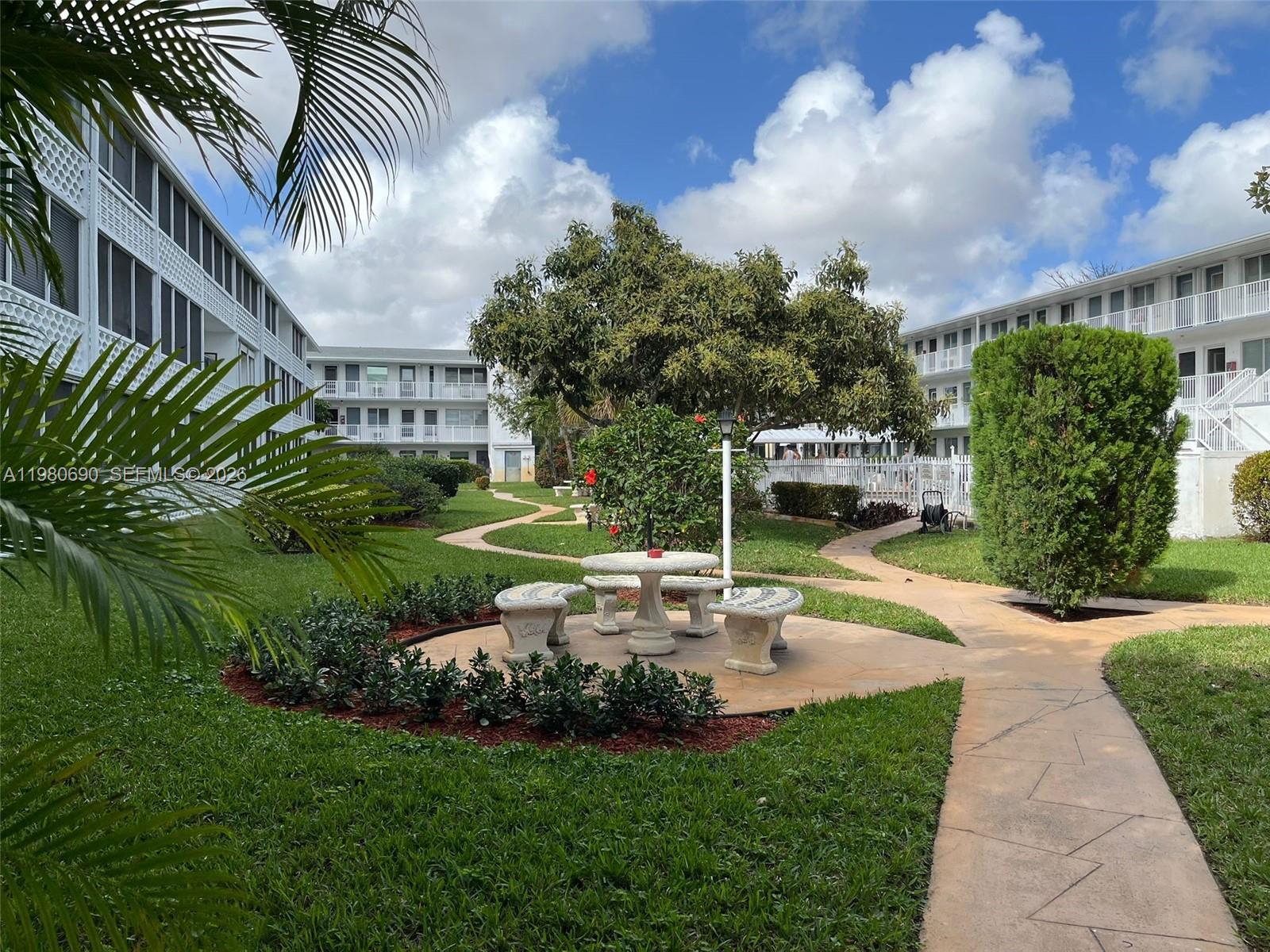 15610 NE 6th Ave #19C Miami, FL 33162