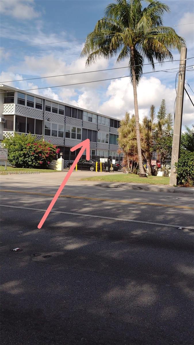 15610 NE 6th Ave #19C Miami, FL 33162