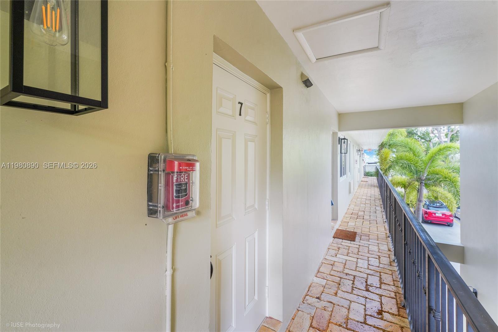 35 Antilla Ave Coral Gables, FL 33134