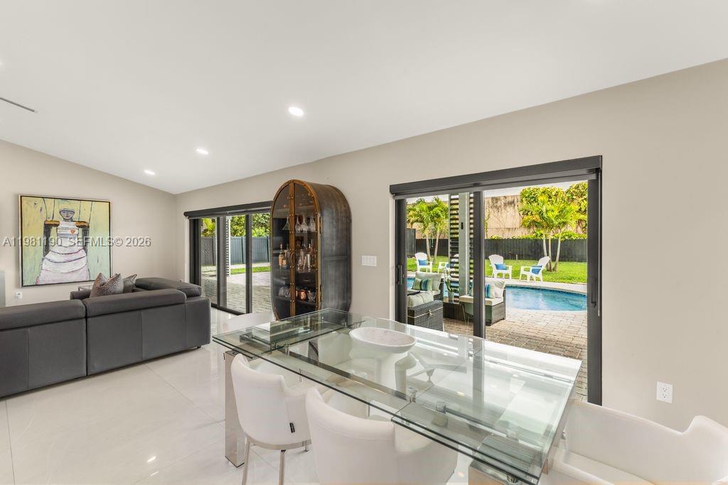 1840 SW 51st Ter Plantation, FL 33317