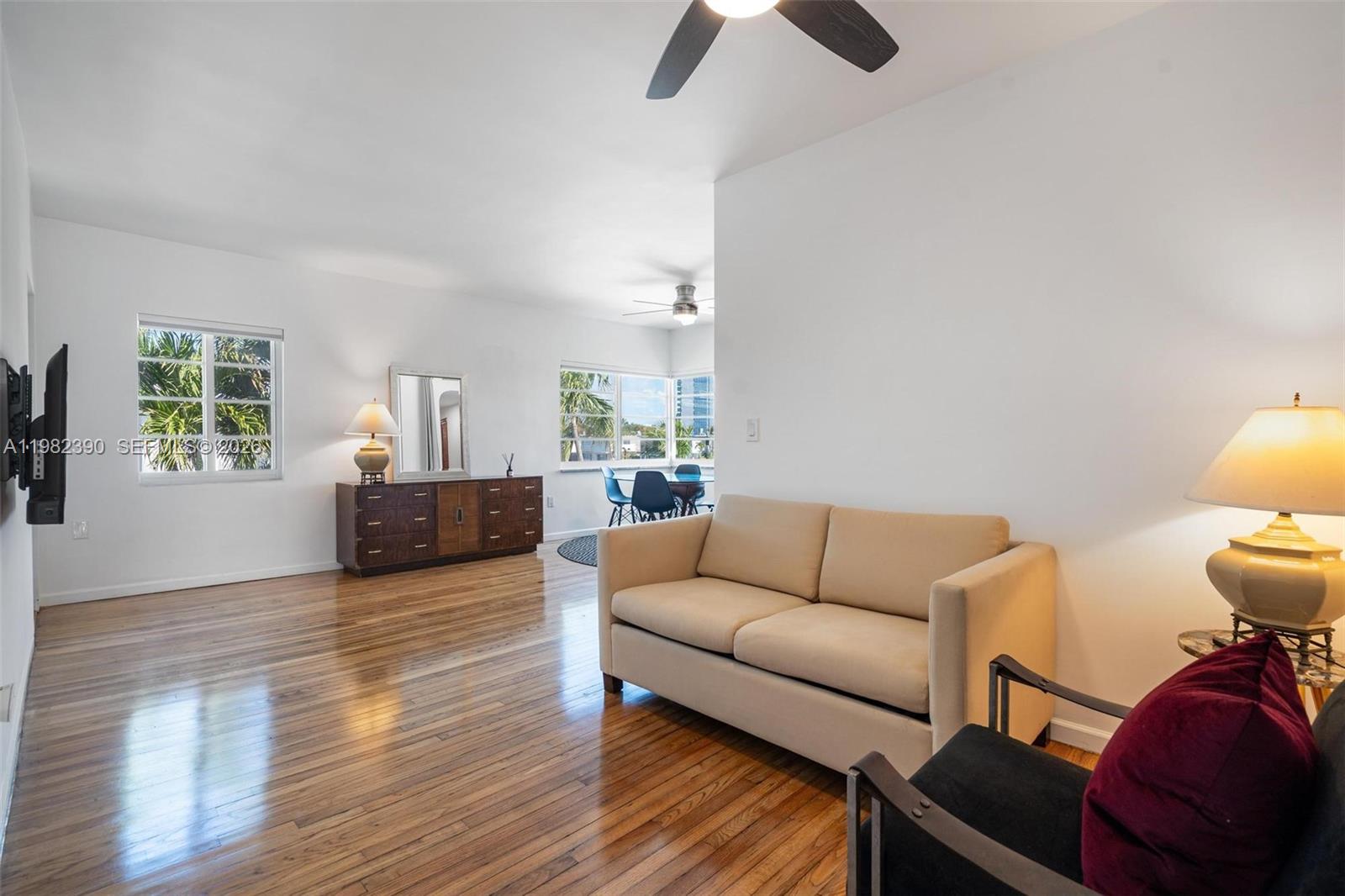 7207 Bay Dr #11 Miami Beach, FL 33141