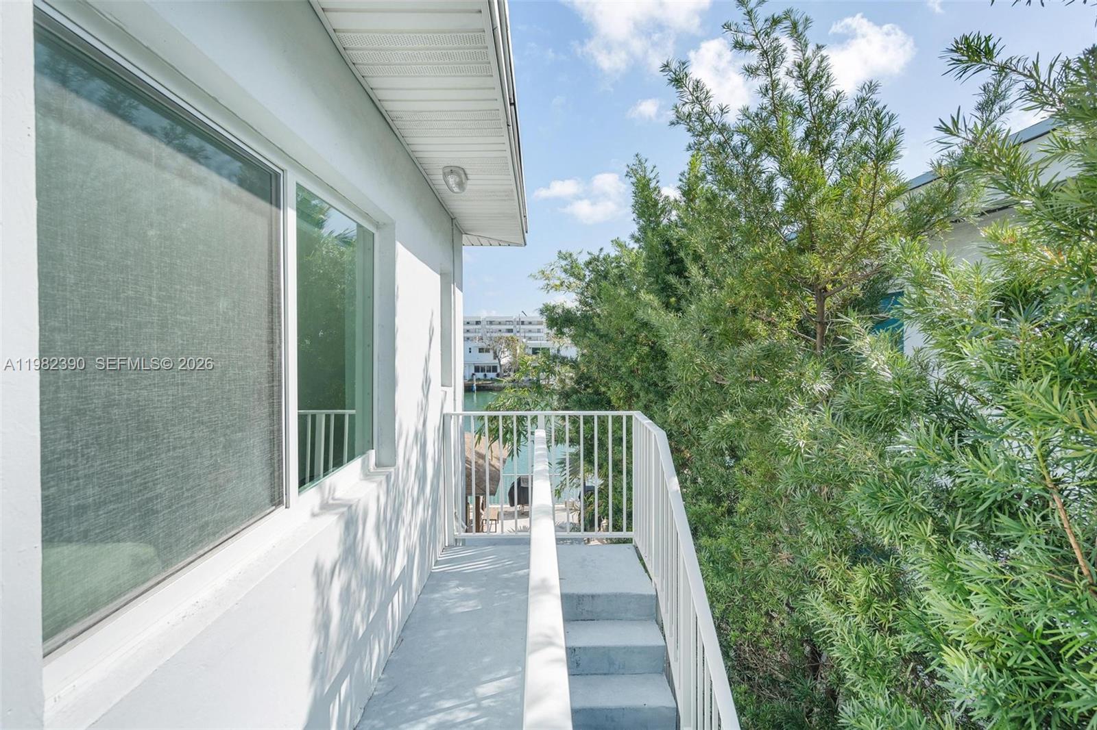 7207 Bay Dr #11 Miami Beach, FL 33141