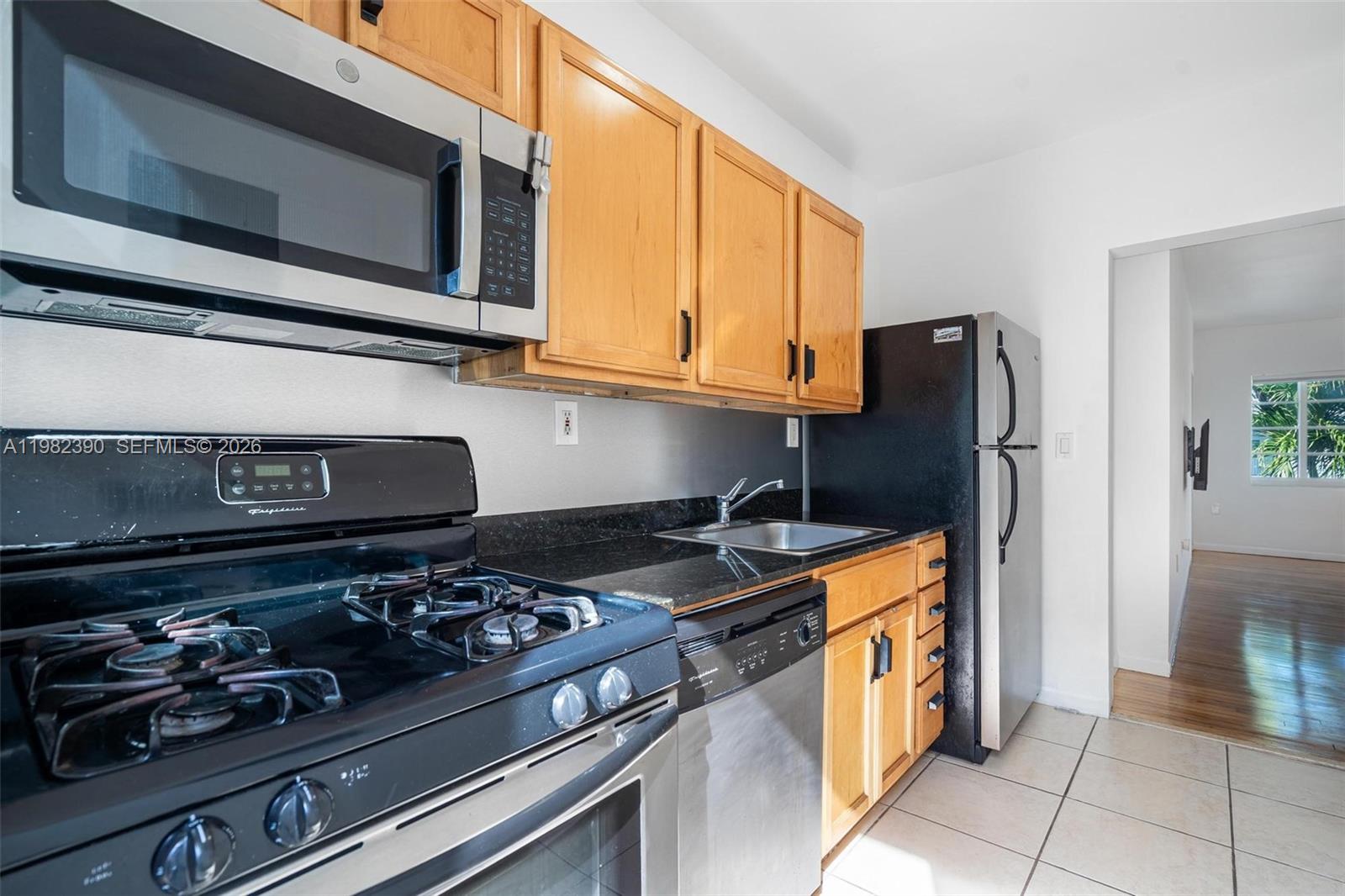 7207 Bay Dr #11 Miami Beach, FL 33141