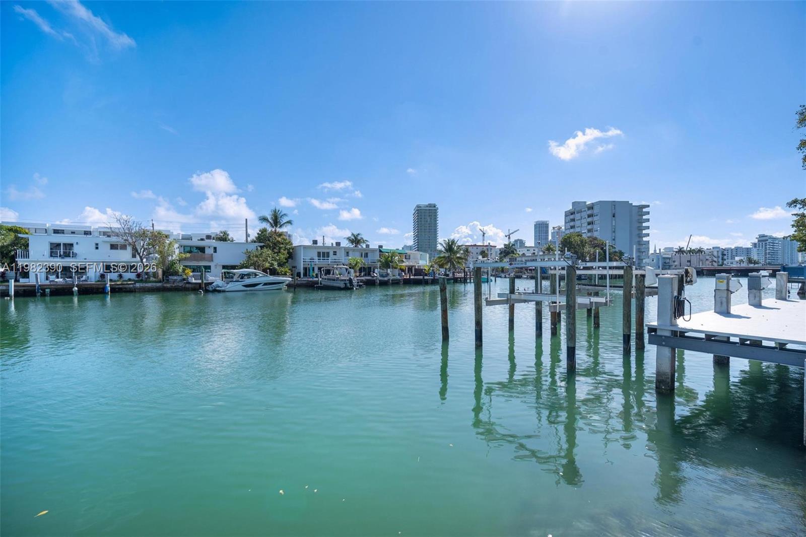 7207 Bay Dr #11 Miami Beach, FL 33141