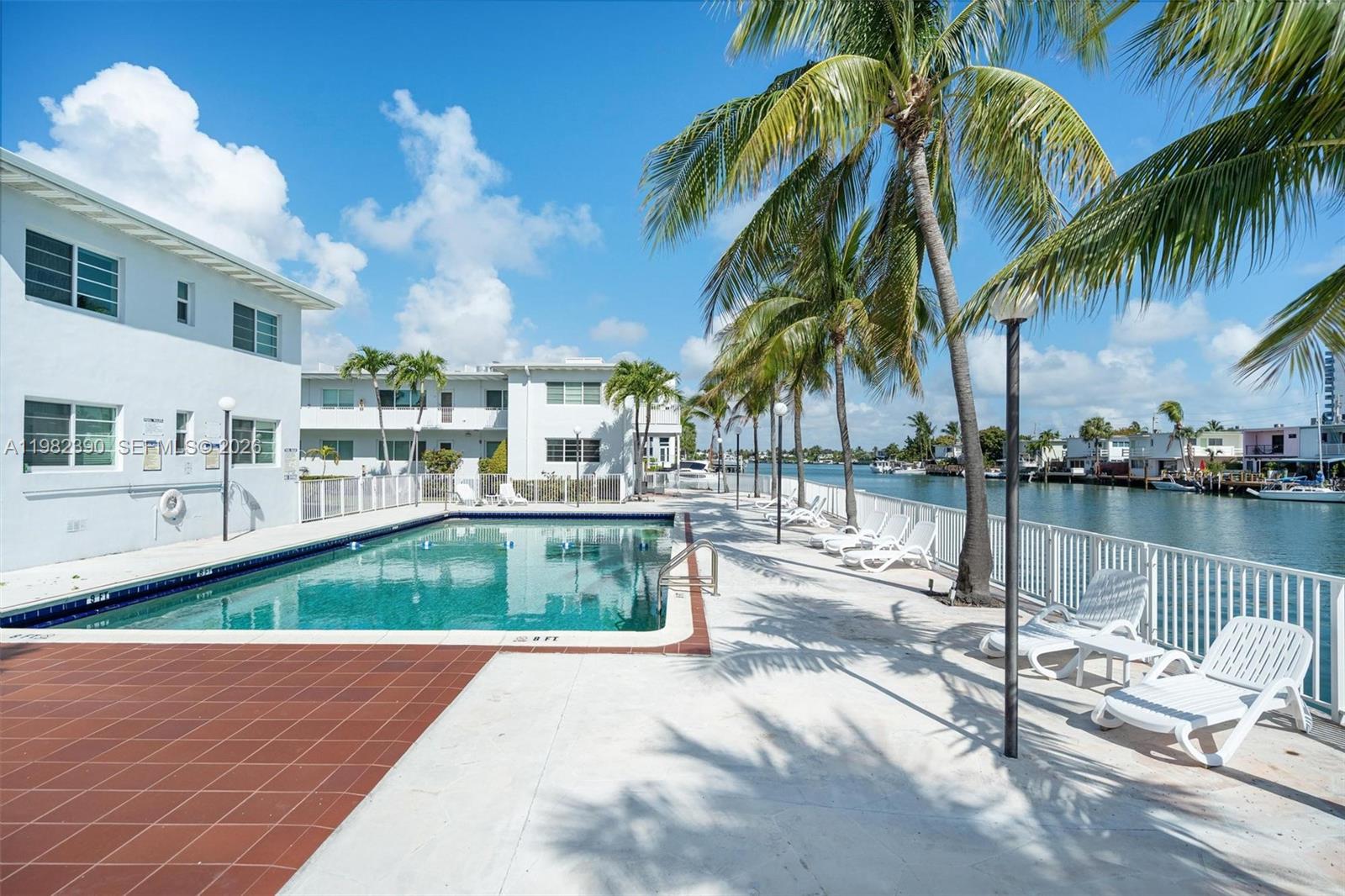 7207 Bay Dr #11 Miami Beach, FL 33141