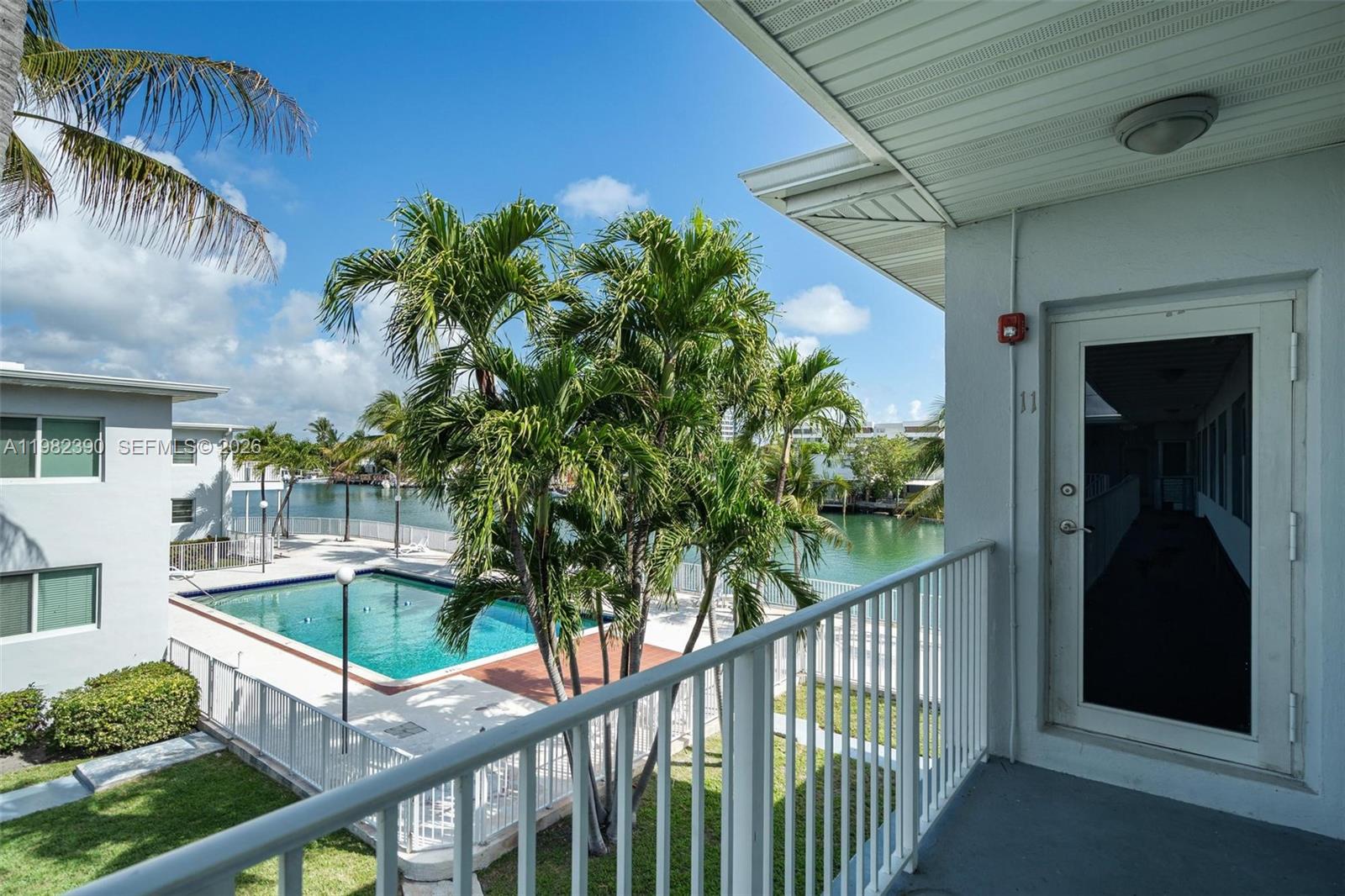 7207 Bay Dr #11 Miami Beach, FL 33141