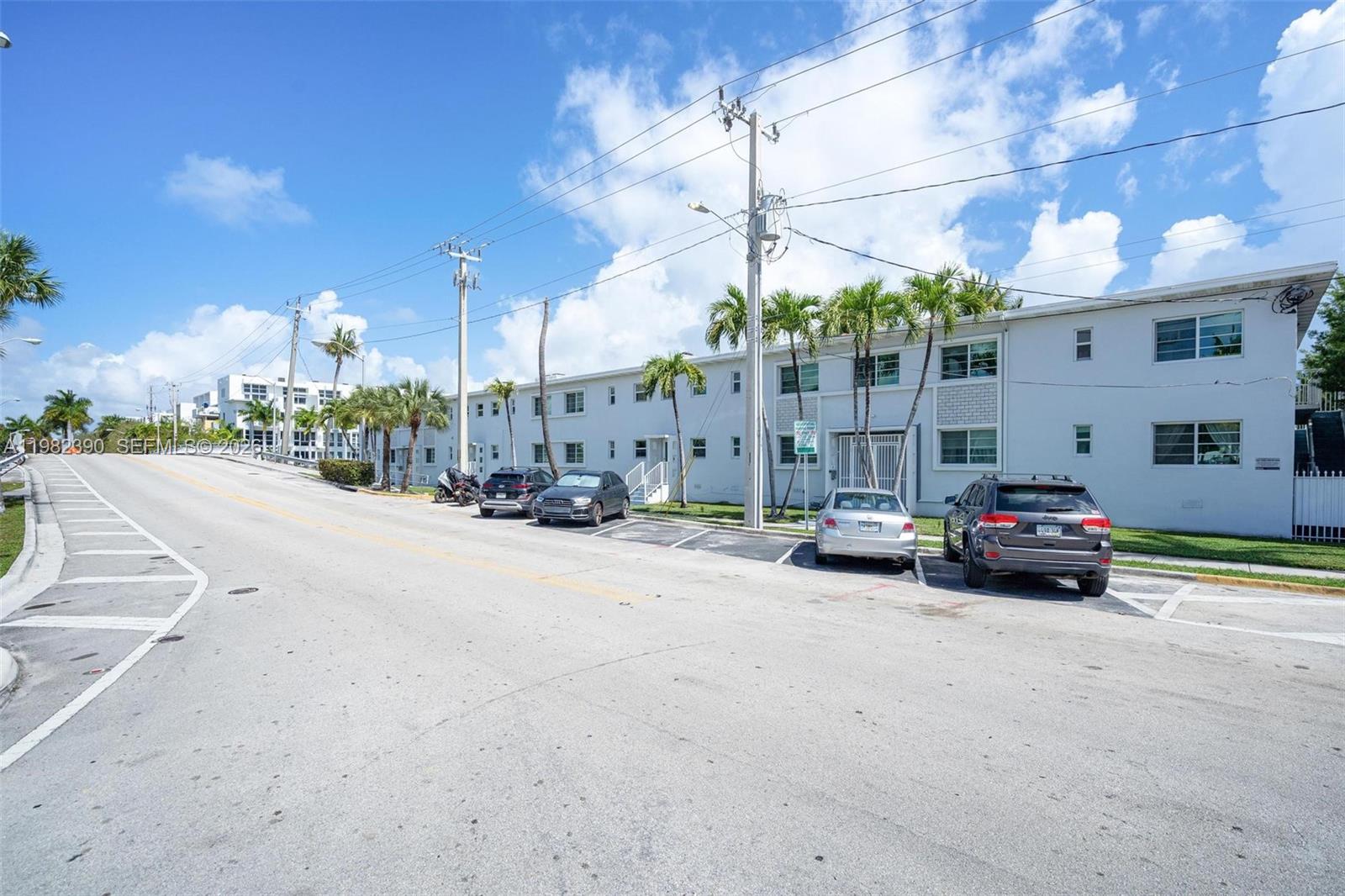 7207 Bay Dr #11 Miami Beach, FL 33141