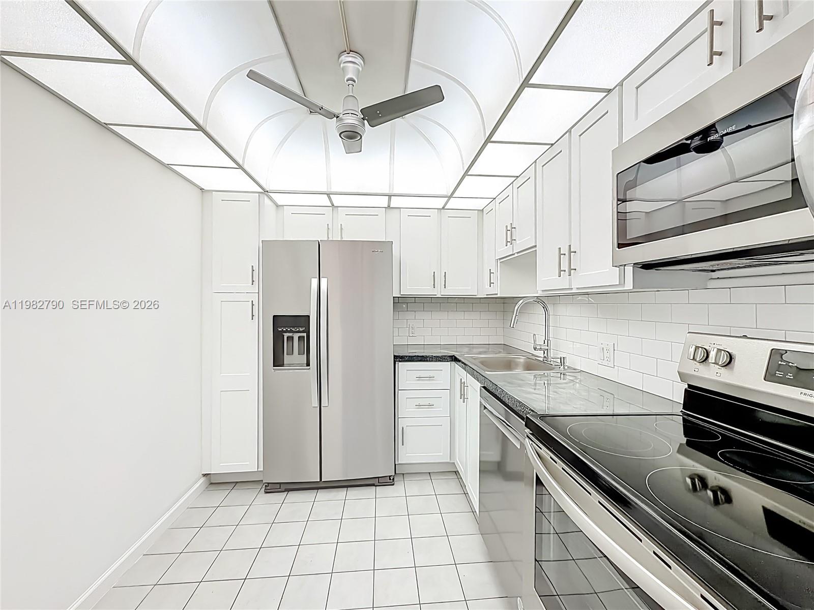 20301 W Country Clb Dr #2428 Aventura, FL 33180