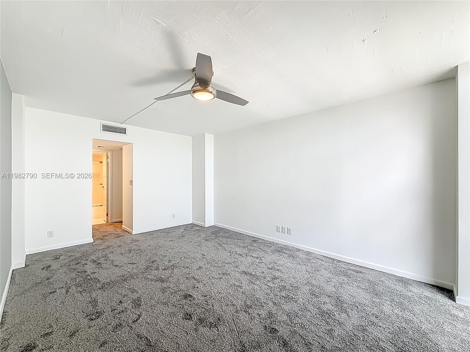 20301 W Country Clb Dr #2428 Aventura, FL 33180