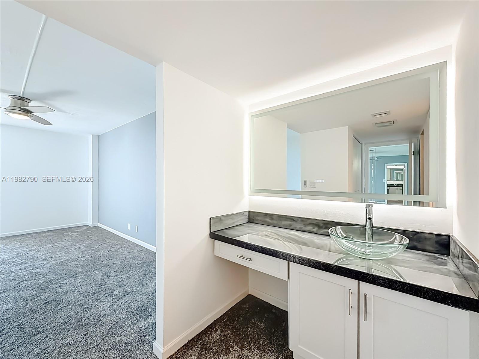 20301 W Country Clb Dr #2428 Aventura, FL 33180