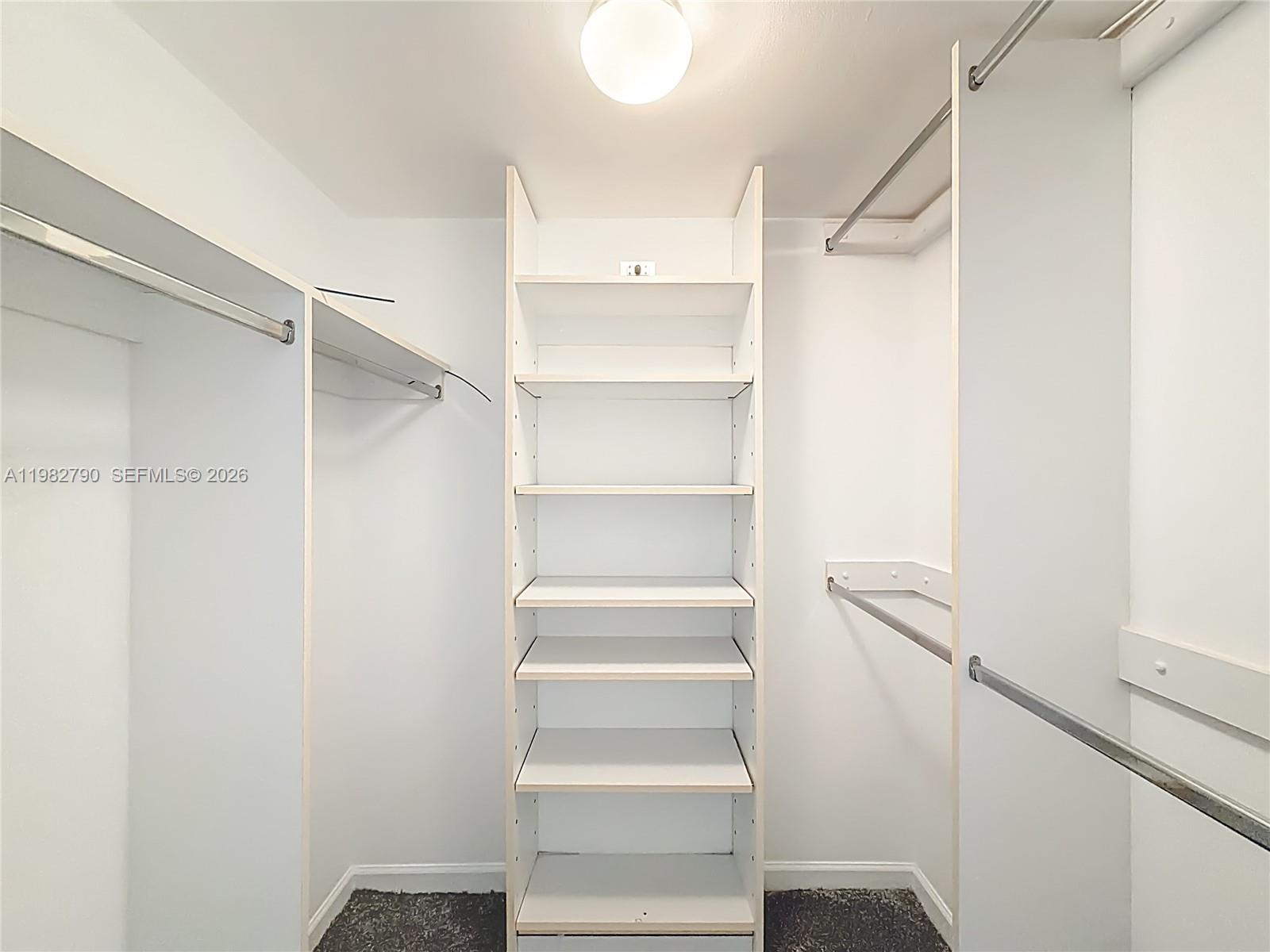 20301 W Country Clb Dr #2428 Aventura, FL 33180