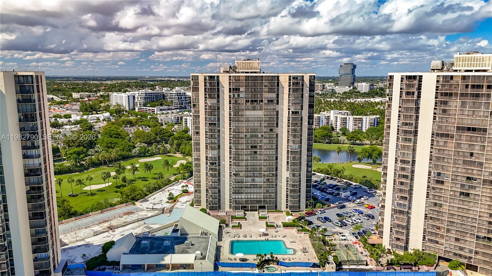 20301 W Country Clb Dr #2428 Aventura, FL 33180