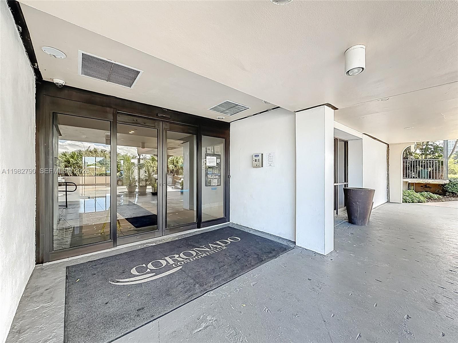 20301 W Country Clb Dr #2428 Aventura, FL 33180