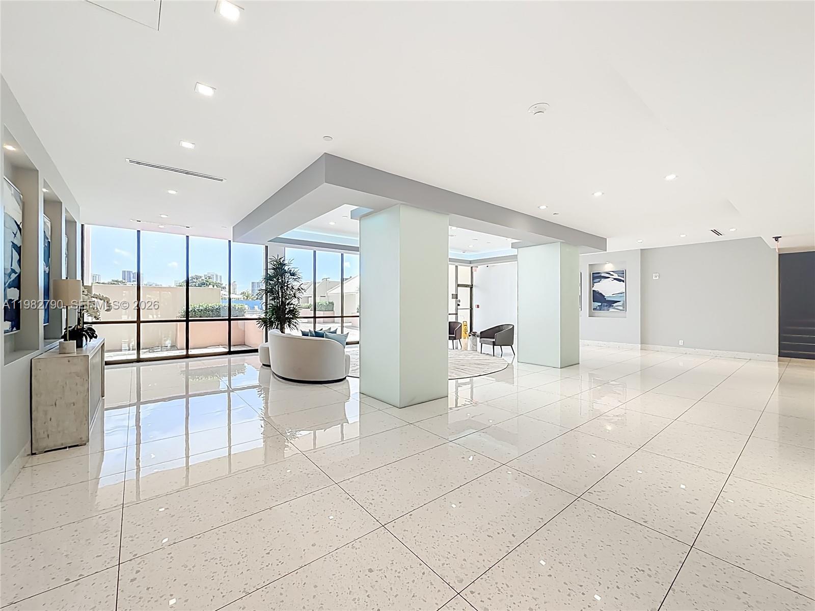 20301 W Country Clb Dr #2428 Aventura, FL 33180