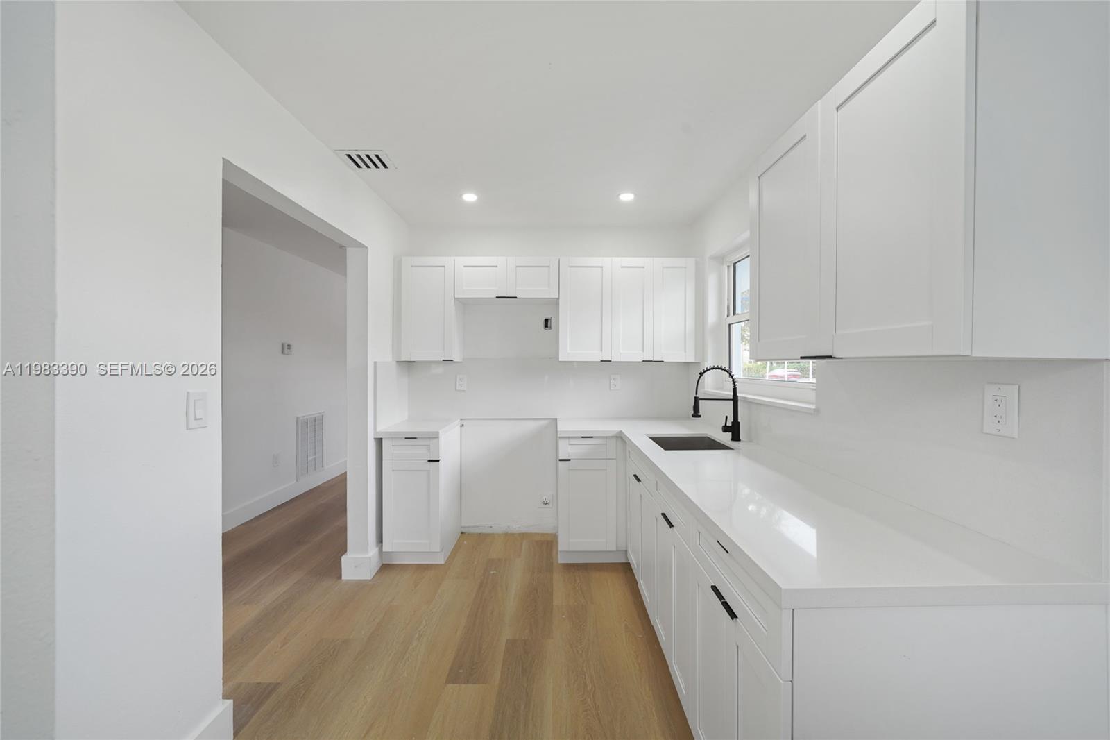 Undisclosed Address Miami, FL 33135