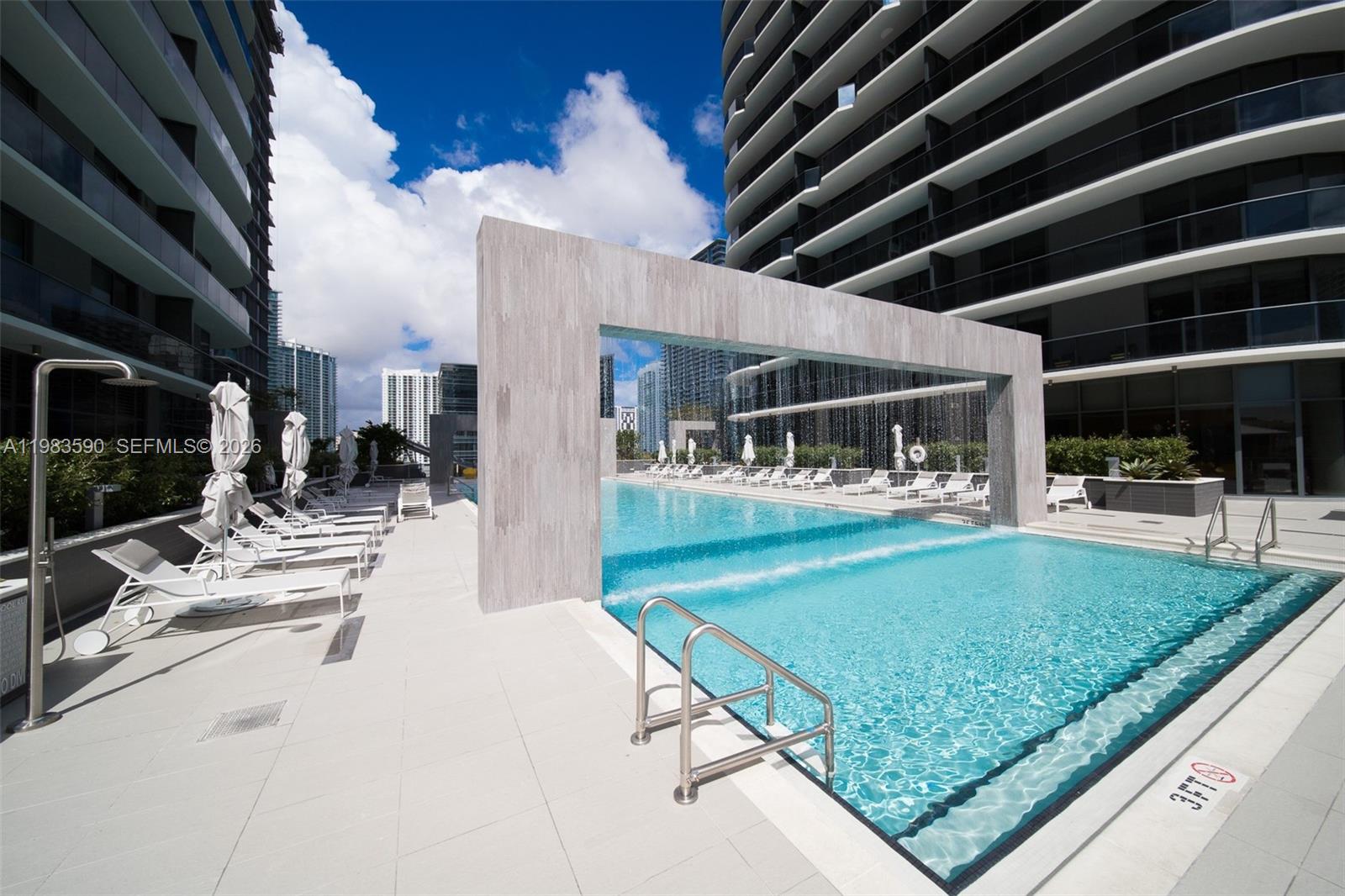 image Brickell Heights East15