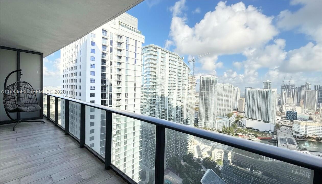 image Brickell Heights East7