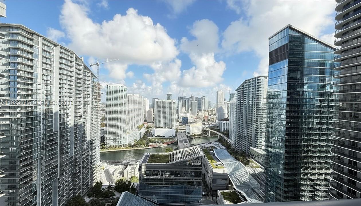 image Brickell Heights East8