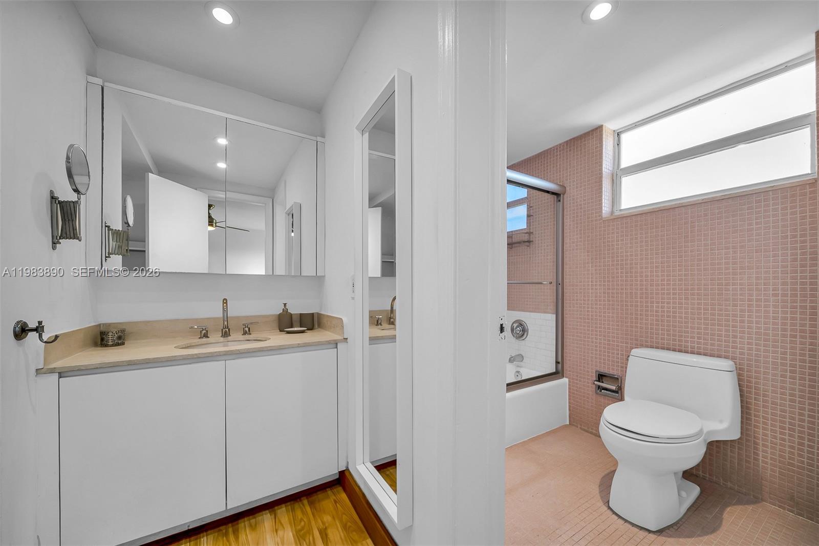 555 Crandon Blvd #53 Key Biscayne, FL 33149