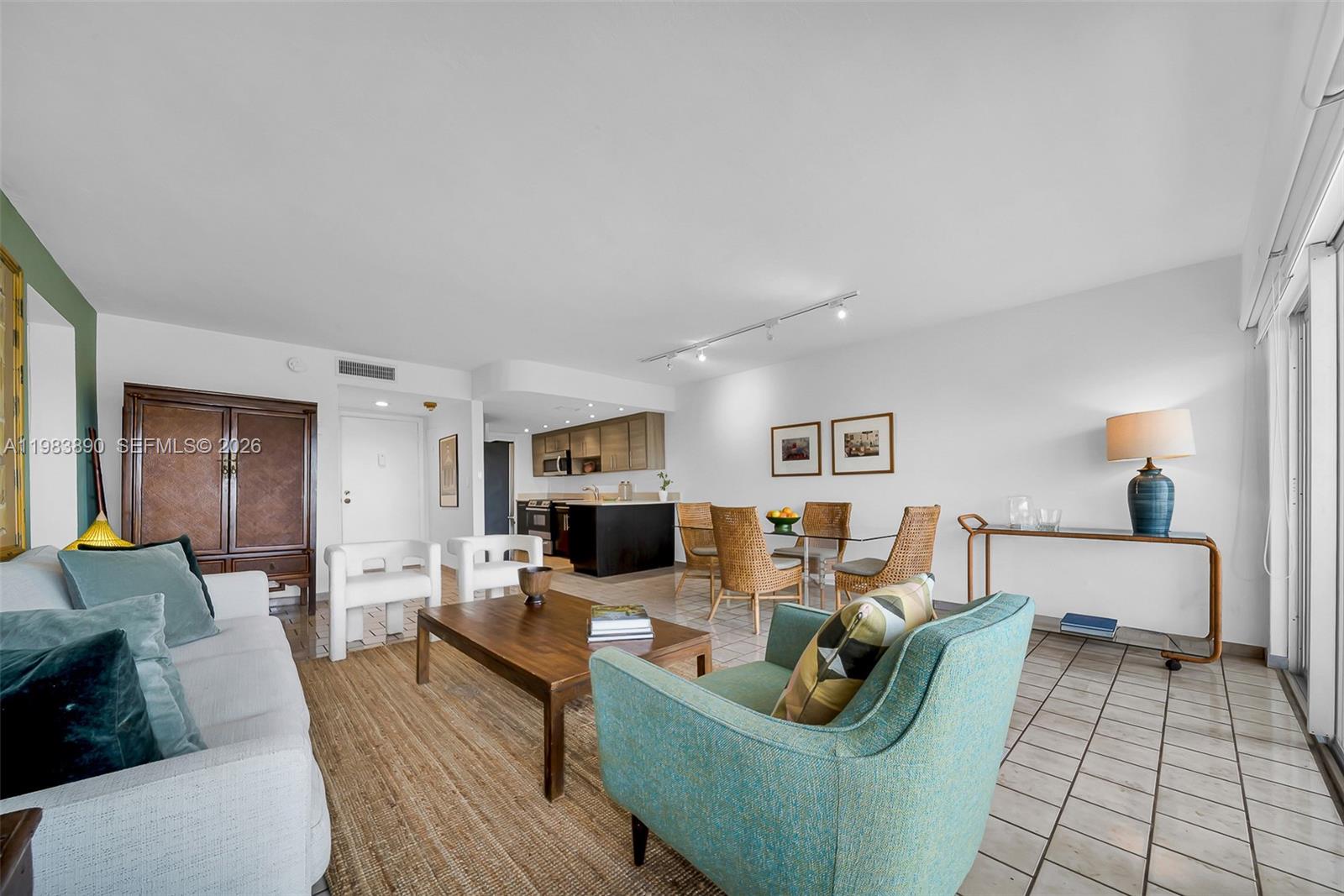 555 Crandon Blvd #53 Key Biscayne, FL 33149