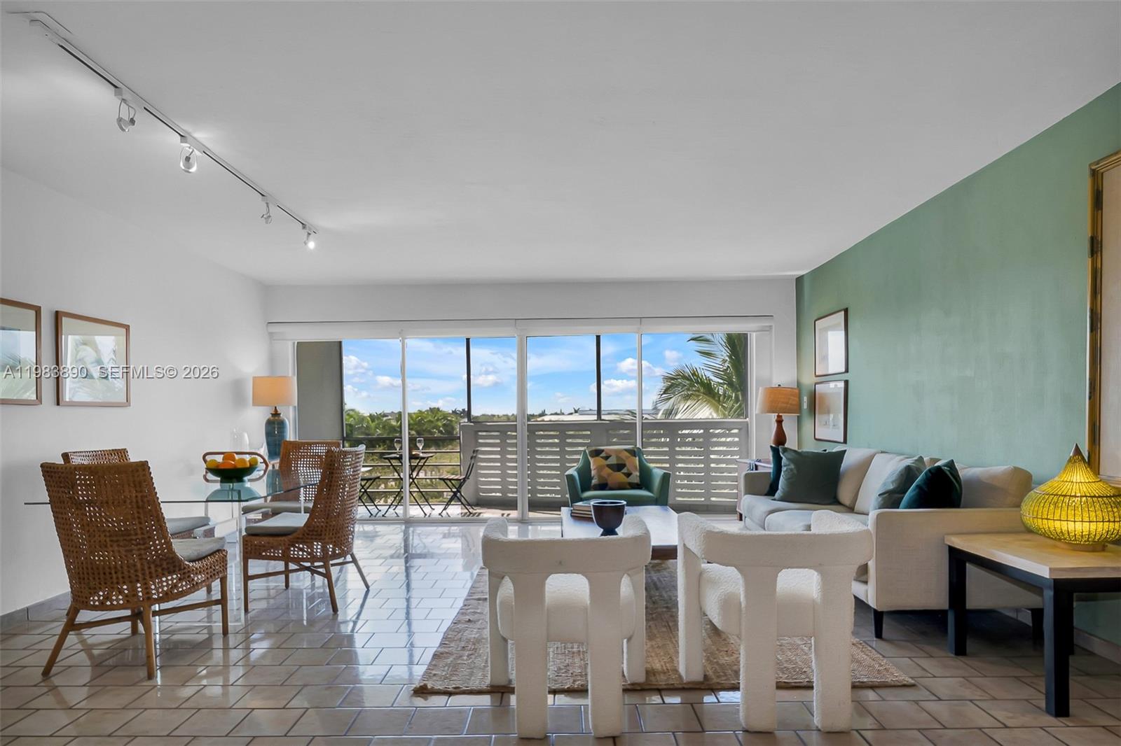 555 Crandon Blvd #53 Key Biscayne, FL 33149