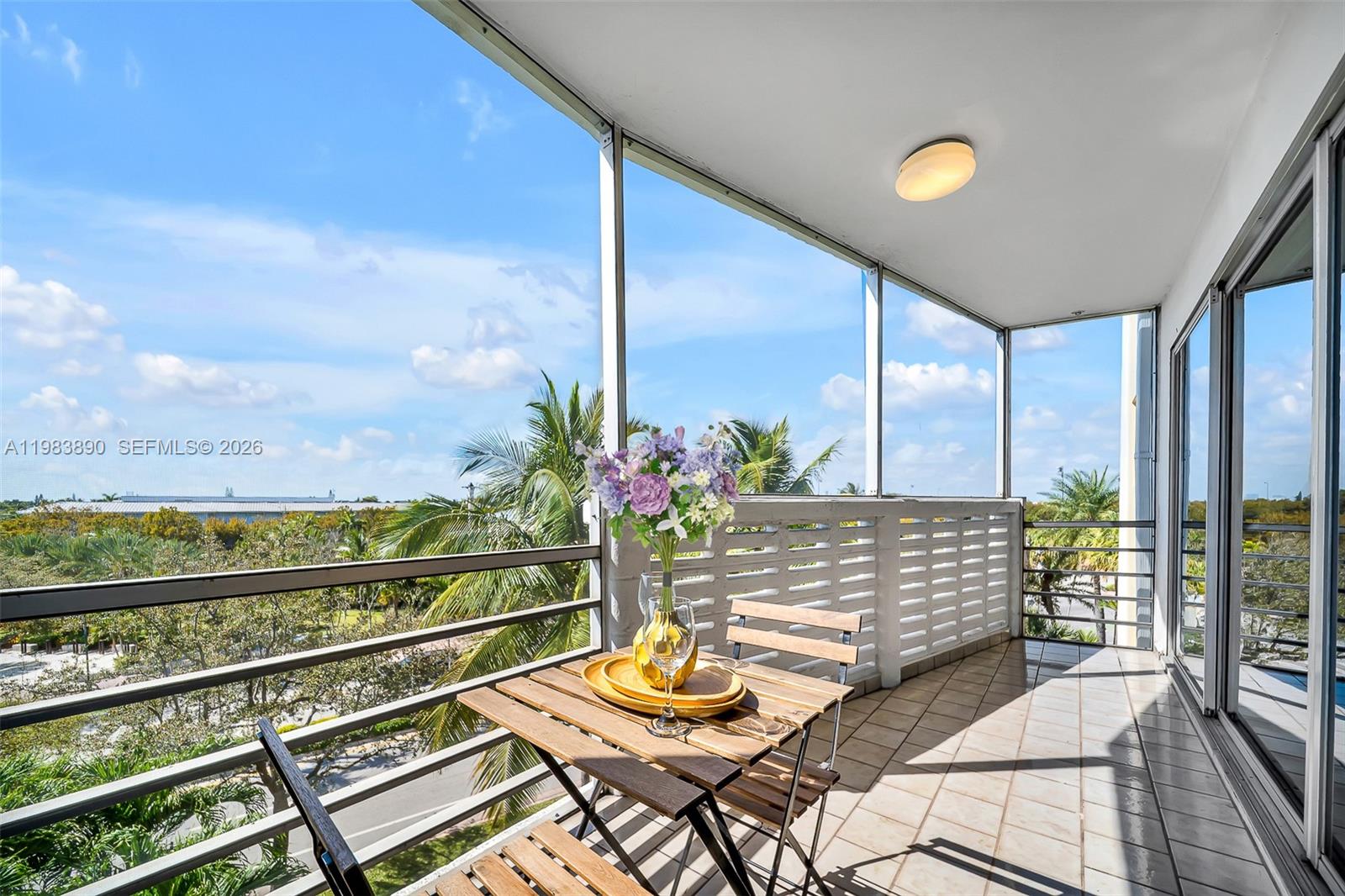 555 Crandon Blvd #53 Key Biscayne, FL 33149