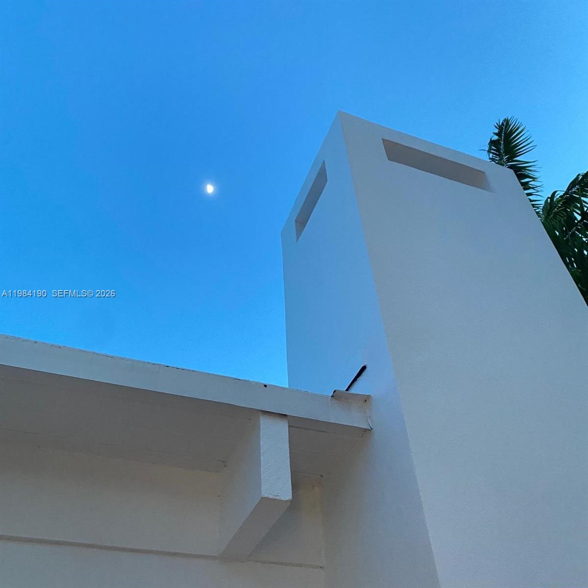 240 Greenwood Dr #240 Key Biscayne, FL 33149