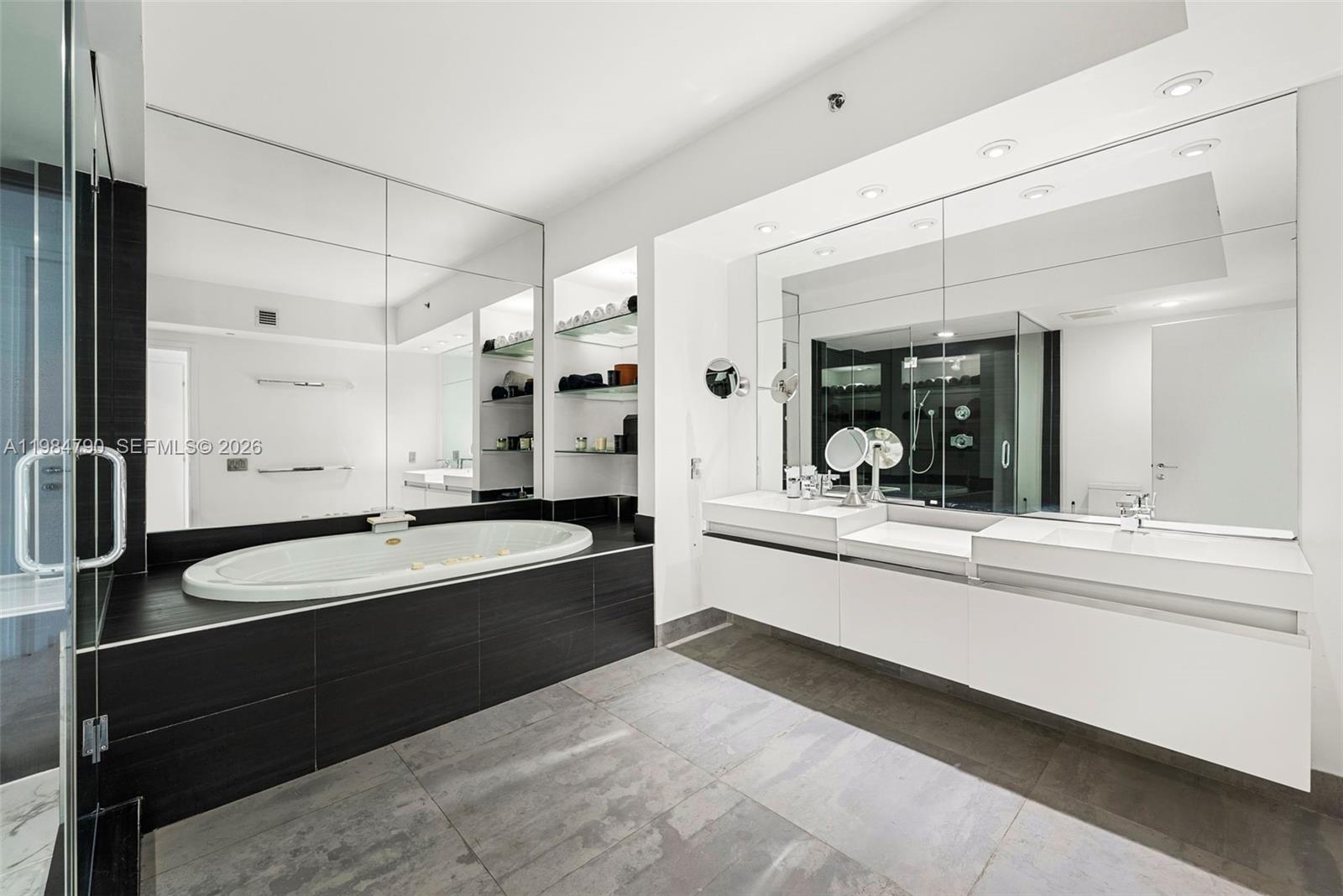 image Icon South Beach36