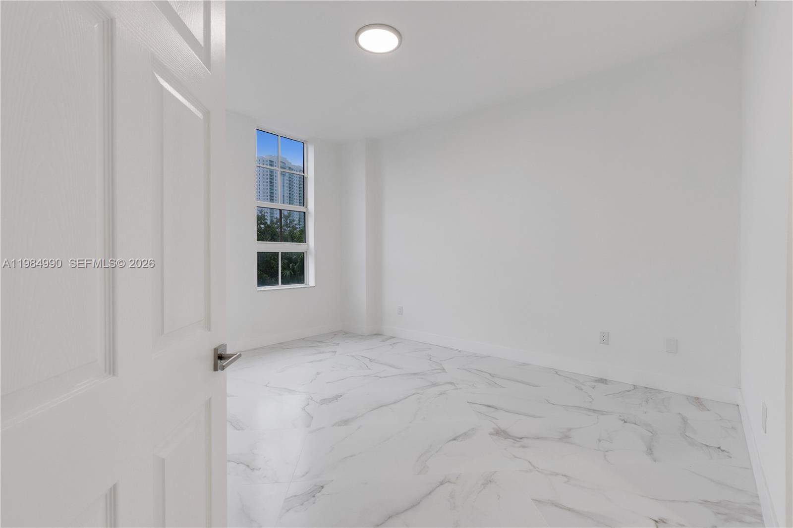 3001 NE 185th St #317 Aventura, FL 33180