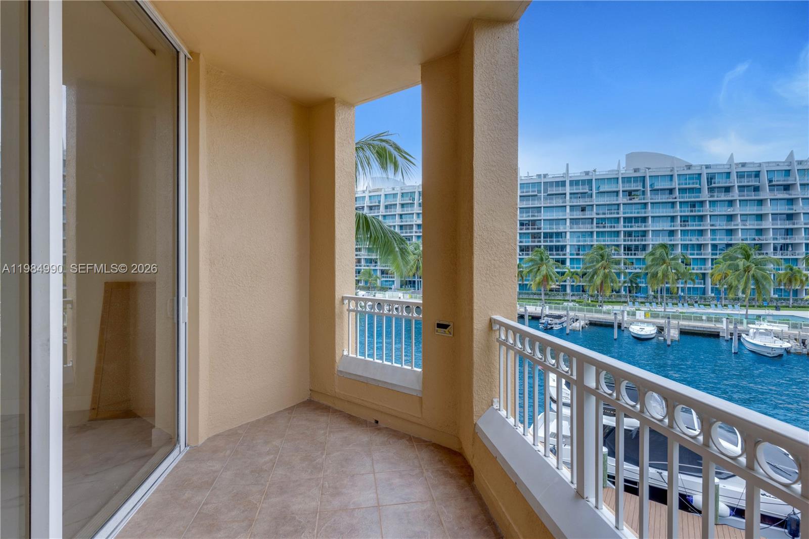 3001 NE 185th St #317 Aventura, FL 33180