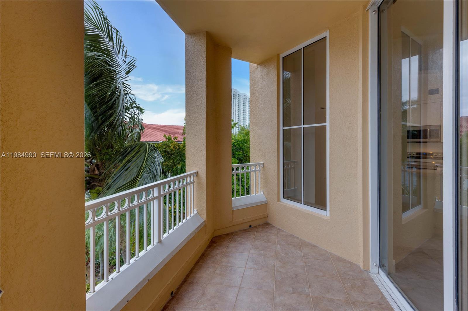 3001 NE 185th St #317 Aventura, FL 33180