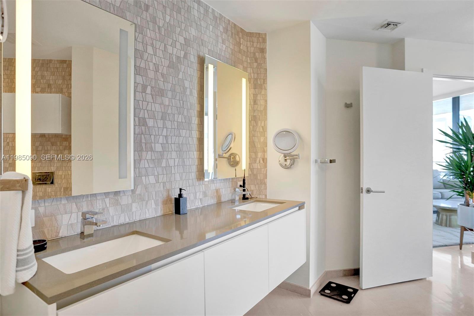 image Rise Brickell City Centre13